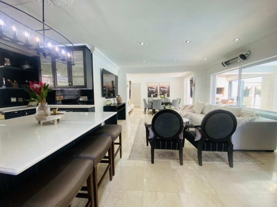 5 Bedroom Property for Sale in Sunset Beach Western Cape